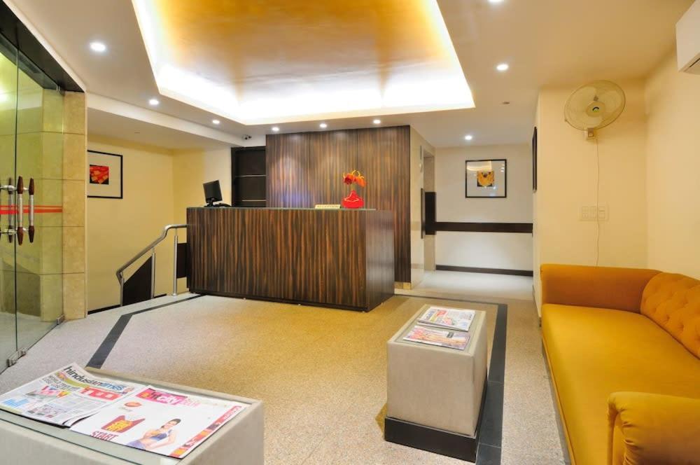 Zenith Hotel - Delhi Airport Нью-Дели Экстерьер фото
