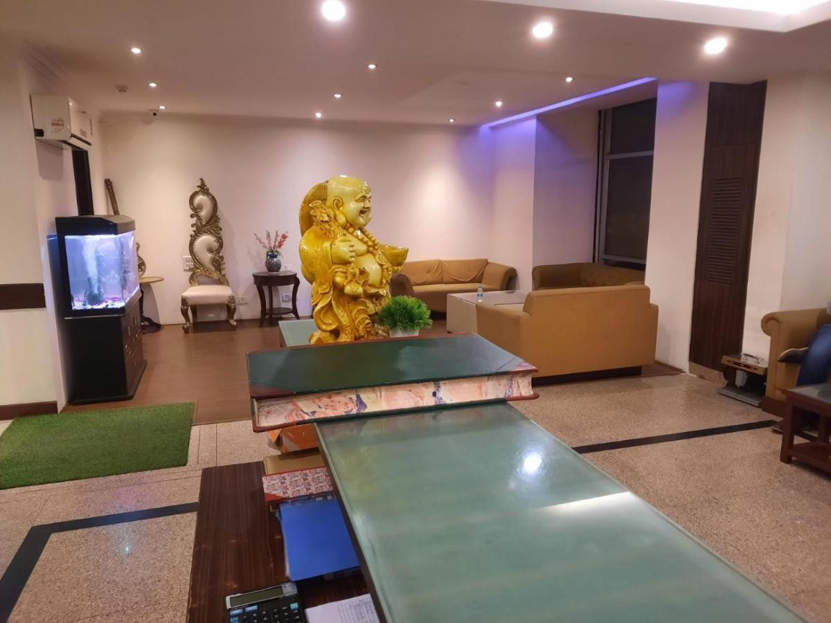 Zenith Hotel - Delhi Airport Нью-Дели Экстерьер фото